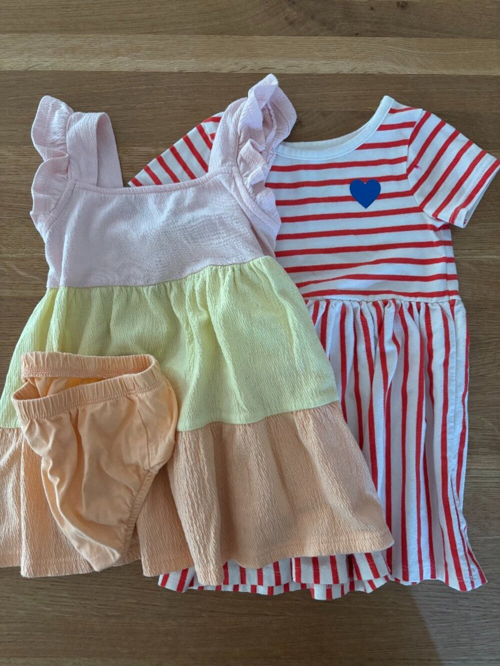 Toddler 2T dress bundle (Cat & Jack, Carter’s)
